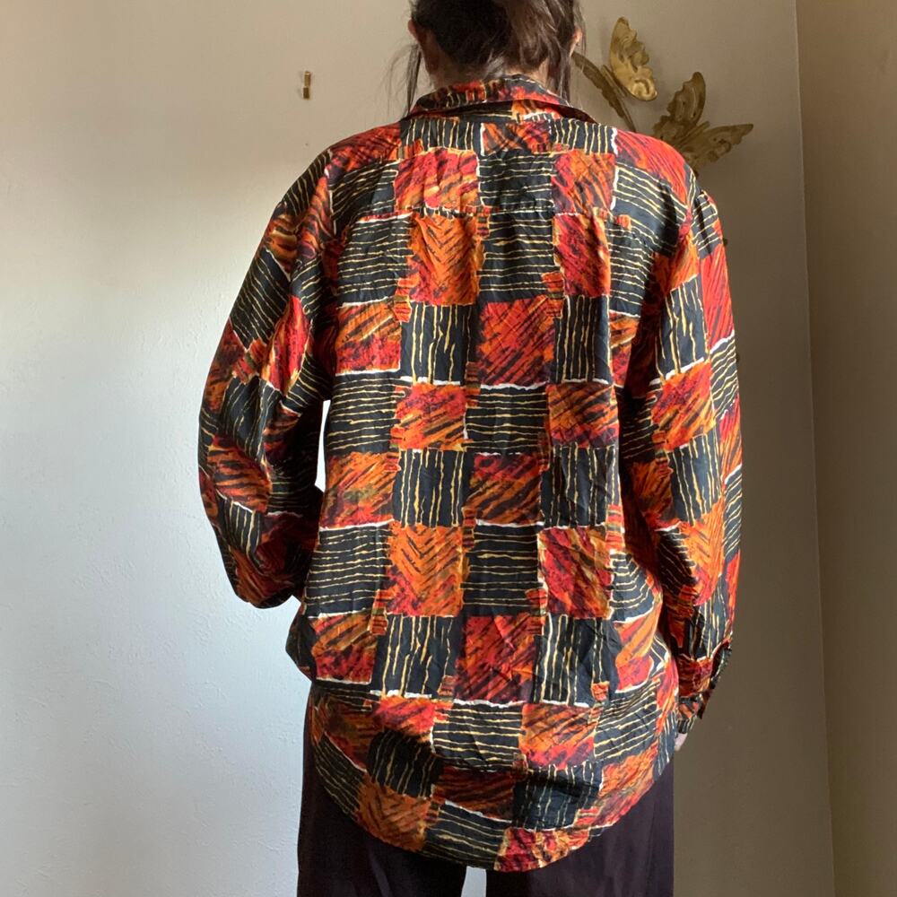 vintage patterned silk button down - image 4